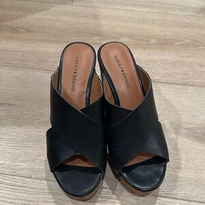Lucky Brand Black Mules Modern Minimalist Design